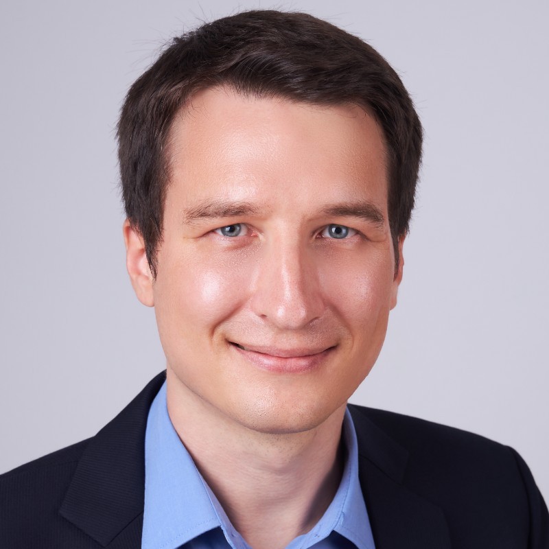 Content Creation/Marketing Expert: Simon Bacher